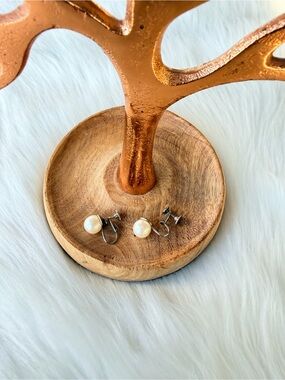 Vintage Ivory Pearl Clip-On Earrings with Gold Stand